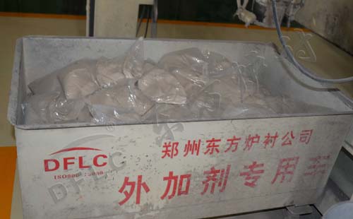 水泥窯耐火澆注料標準外加劑不清楚就白用了