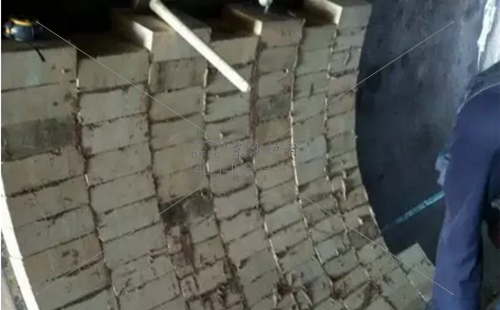 耐火水泥澆注料批發(fā)價格