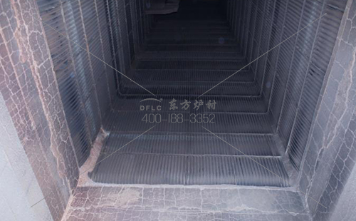 水冷壁磨損原因