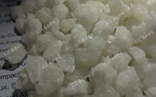 剛玉質高強耐磨耐火澆注料性能