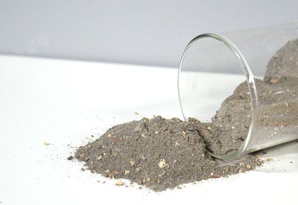 微膨脹耐火可塑料